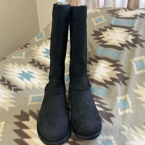 La CANADIENNE Black Heeled Boots Suede Finish